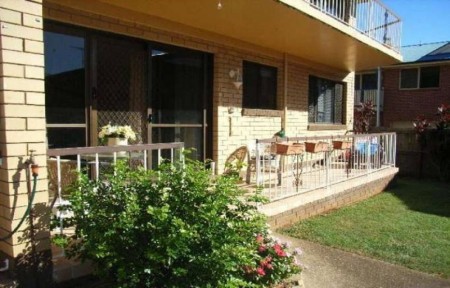 Unit 2/2 Osbourne St, Scarborough, QLD 4020
