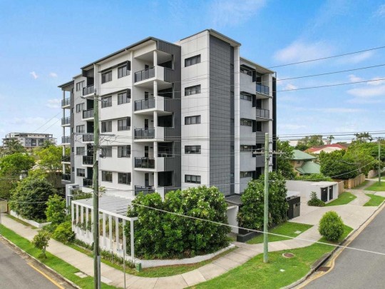Property in Lutwyche - $760,500 BUSINESS ONLY