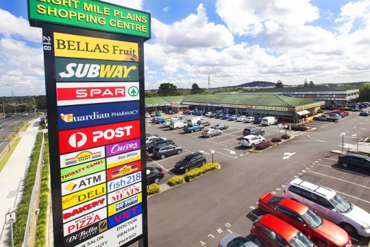 Property in Eight Mile Plains - $2,838,600