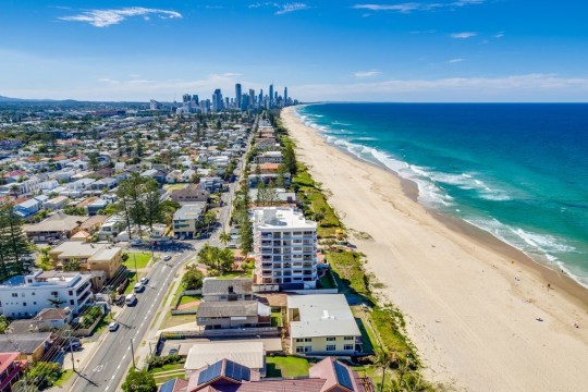 Property in Mermaid Beach - $1,543,000