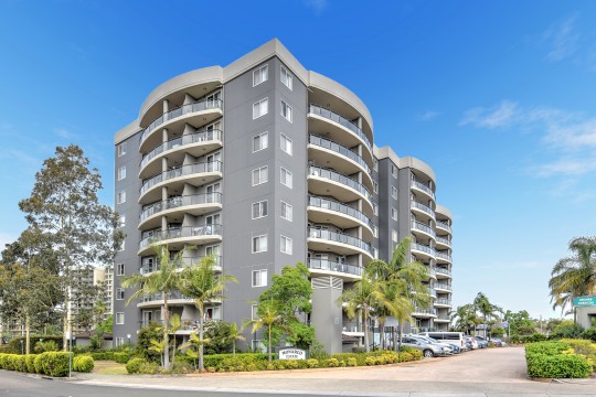 Property in Westmead - JUST LISTED !!