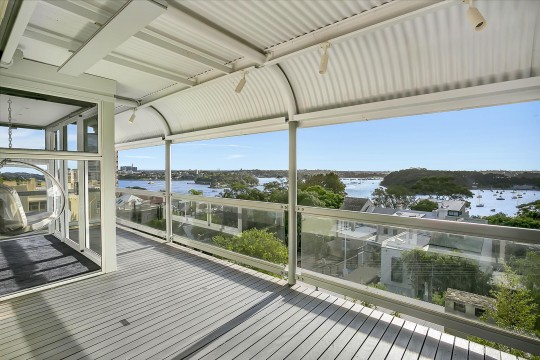 Property in McMahons Point - $1350 Per Week FULLY FURNISHED