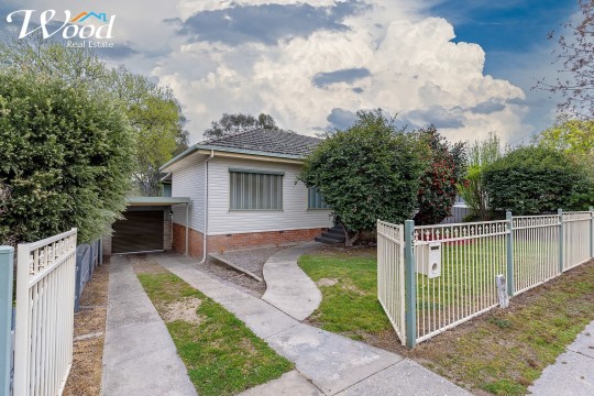 Property in North Albury - Guide - $579,000 - $610,000