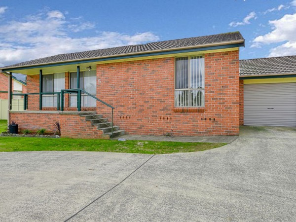5/870 Burragorang Road, The Oaks - Thumbnail 2