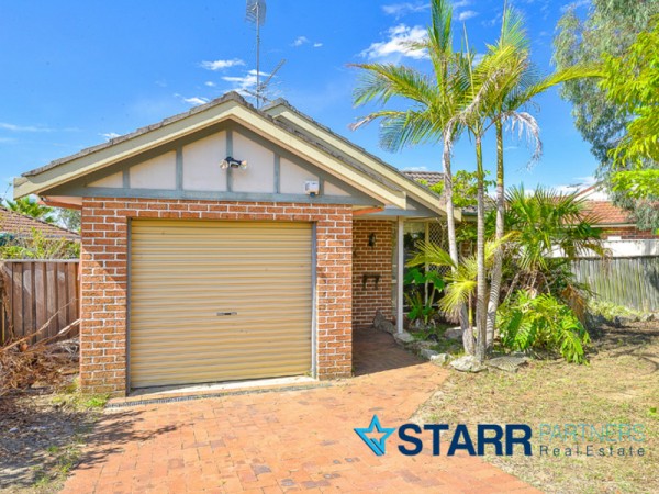 56 Carbasse Cres, St Helens Park - Thumbnail 4
