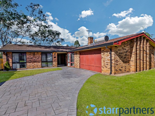 43 Akuna Ave, Bradbury - Thumbnail 2