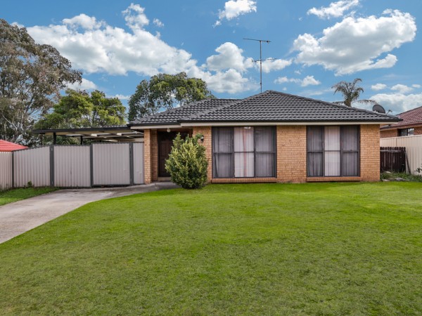 38 Hamlet Cres, Rosemeadow - Thumbnail 2