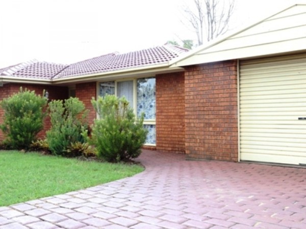 63 Aberfeldy Crescent, St Andrews - Thumbnail 2
