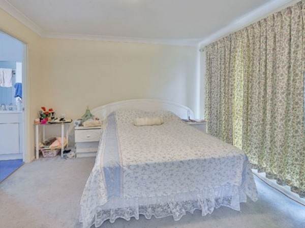 7 St Mark Close, Blair Athol - Thumbnail 8