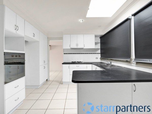 338 The Parkway, Bradbury - Thumbnail 8