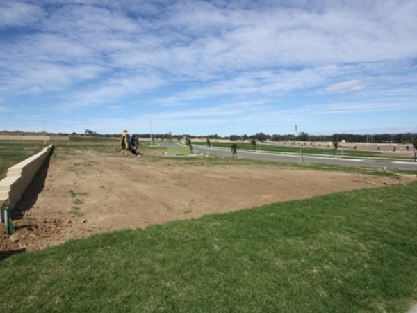 3.21/29-31 Lexington Drive, SYDNEY, NSW, 2153, Oran Park - Thumbnail 6