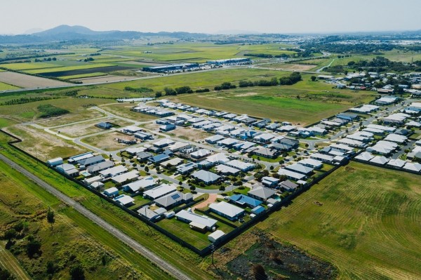 Beaconsfield Heights Stage 3, Beaconsfield