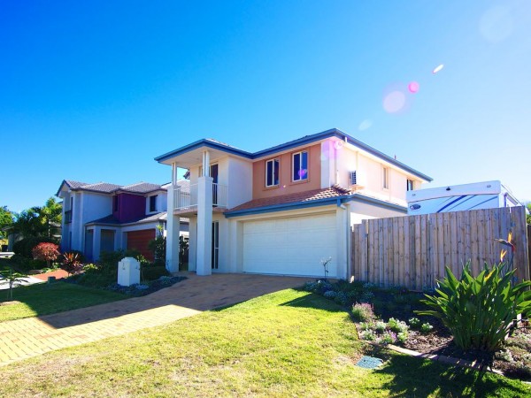 Property in Eight Mile Plains - Sold