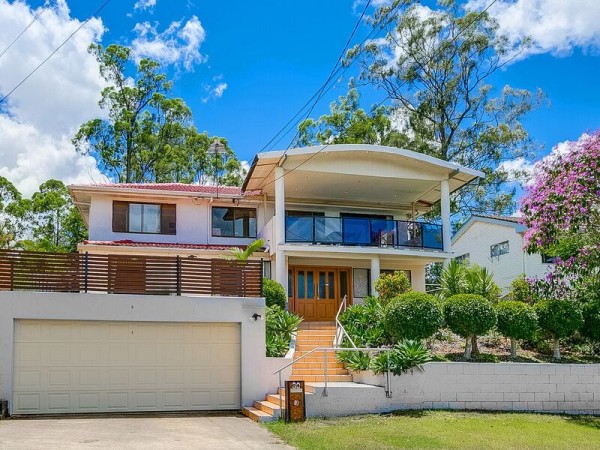 Property in Underwood - Sold for $576,000