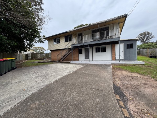 Property in Acacia Ridge - $700 Weekly 