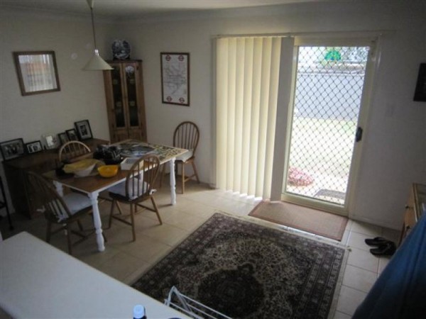 4/32 William Lurnea, Lurnea Sold Property,  - Thumbnail 8