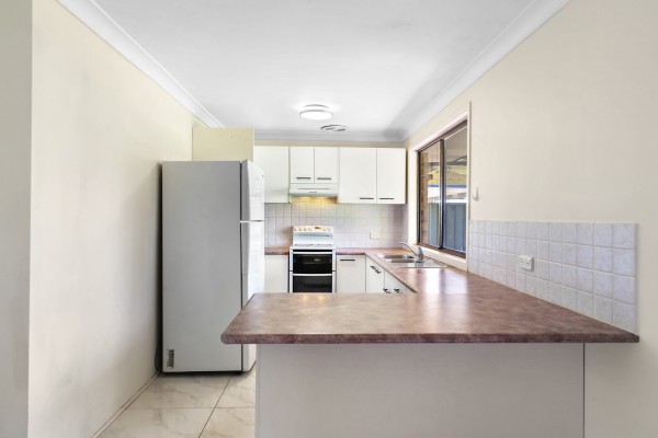 18 Dermont Street, Hassall Grove - Thumbnail 8