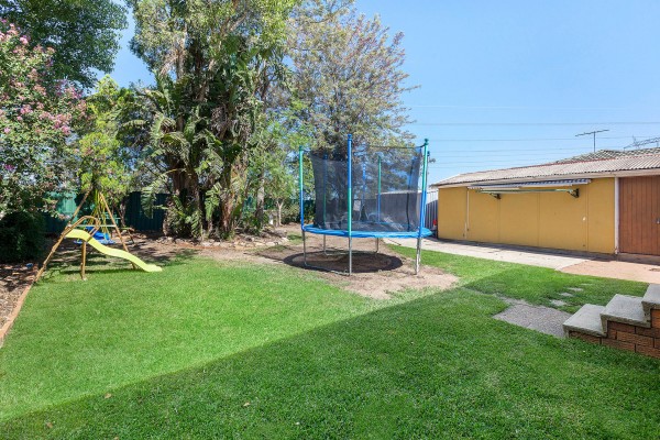 39 Noumea Street, Lethbridge Park - Thumbnail 4