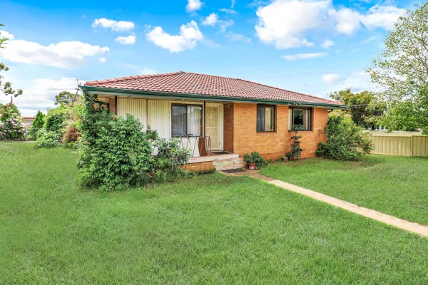 1 Mangariva Avenue, Lethbridge Park - Thumbnail 8