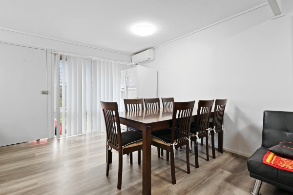 2/1 Byrd Place, Tregear - Thumbnail 2