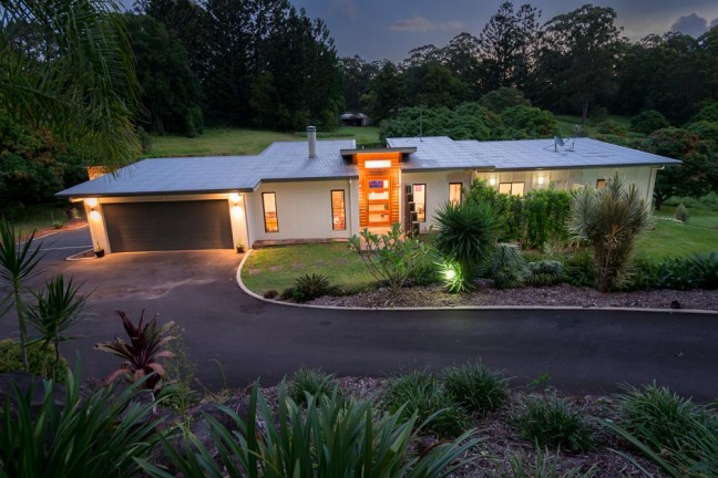 MODERN STYLISH HOME ON A PEACEFUL, QUIET ACREAGE