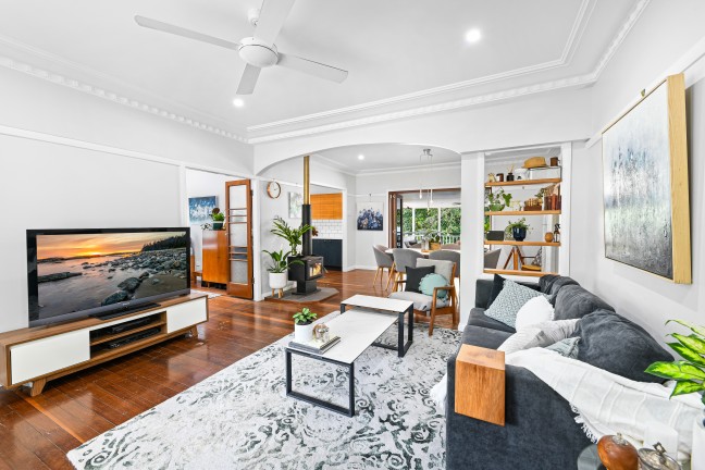 Classic Queenslander Lovingly Restored