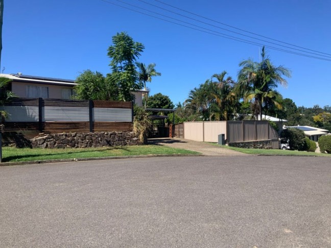 Renovator in the heart of Woombye