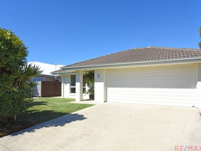 Family Home, Stunning Entertainment Area!