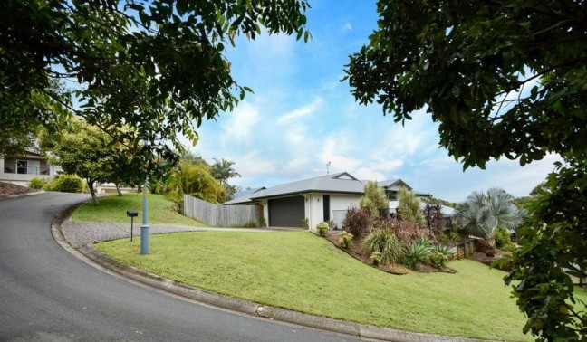 4 Bedroom Family Home in Palmwoods.