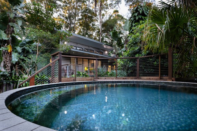 Resort-style, Dual-living, Rainforest-Surrounded Haven