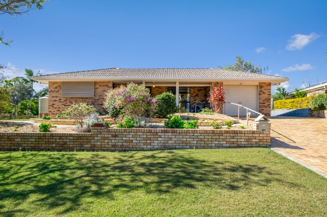 Three bedroom home in popular family-friendly Nambour Heights