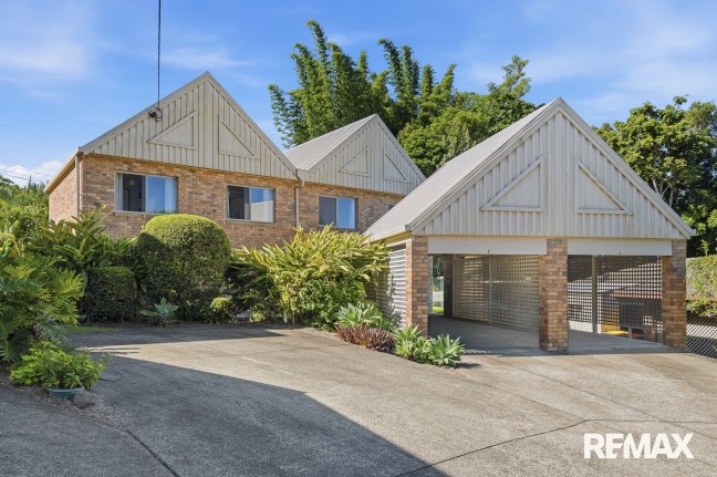 Quiet Cul-de-Sac Townhouse with Space, Privacy & Potential