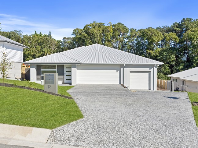 Brand New, Dual Living, Walk to Town
