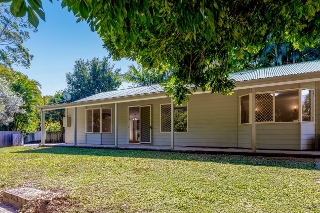 Private, Peaceful Living in a Secluded Nambour Pocket
