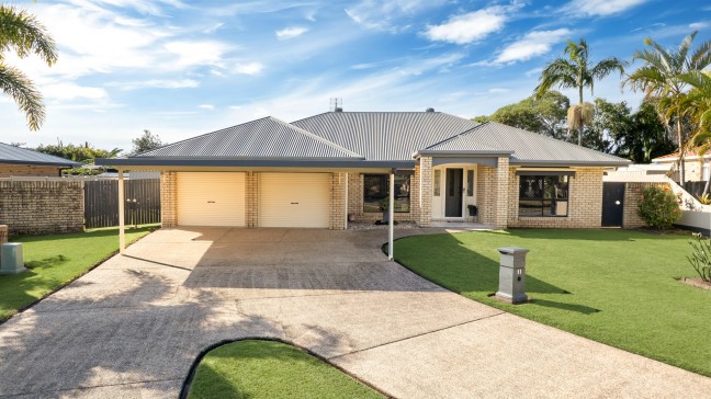 FAMILY HOME IN QUIET POSITION! 684M2 BLOCK!