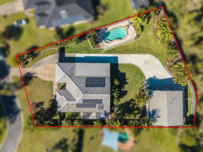 Private Oasis with Resort-Style Living on 2190m2!