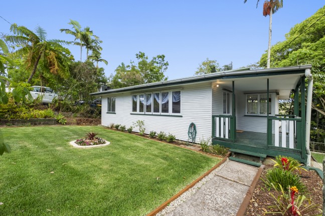 Entry Level Charmer with HUGE Backyard