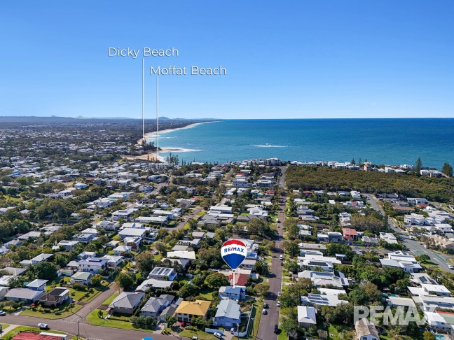 Post-War Charmer: Ocean Views, 400m to Beach - Selling Now!