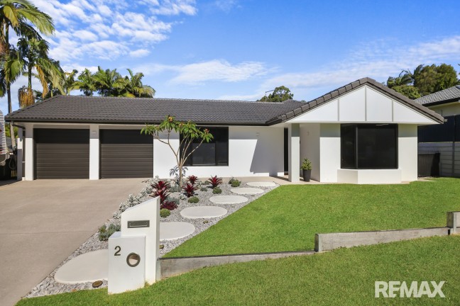 Immaculate 4 bedroom family home with ducted air conditioning and inground pool.