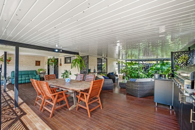 Move-In-Ready Modern Yandina Home