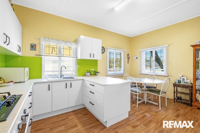 FIRST Time to Market Since 1987; 799m2 with Development Potential!
