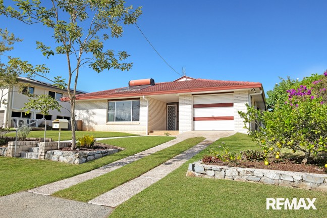 Family-Friendly in Every Sense with Dual Living Potential