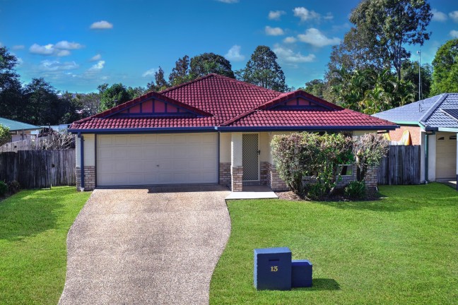 SPACIOUS, STYLISH & READY TO ENJOY!