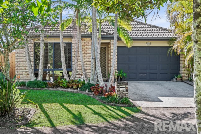 Peaceful Parkside Living in a Prime Family Location