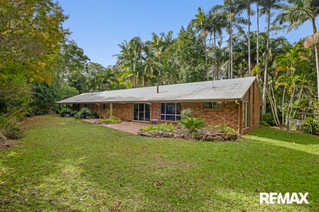 A Peaceful Dulong Retreat on a Substantial Landholding