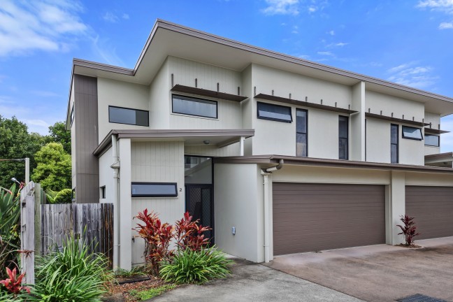 Move-In Ready Townhouse with Space, Lifestyle and Convenience