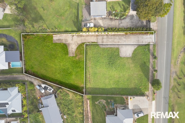 Elevated 1,133m2 Homesite with Views - Adjoining 695m2 Block Also Available