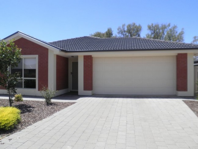 Spacious Family Living in a Peaceful Location