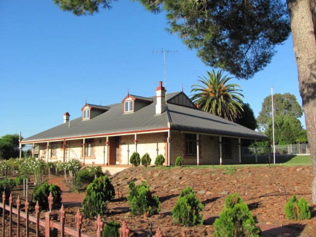 Pride of Place - Landmark Residence