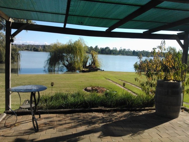 SLEEP INN Freehold River Shack